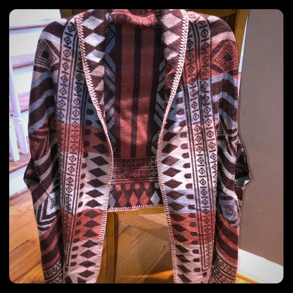 Printed women’s wrap with arm holes